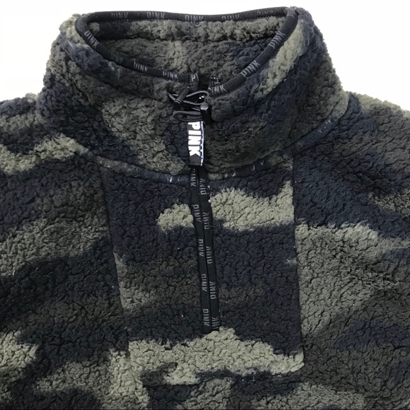 VS PINK Sherpa Camo Pullover Sweatshirt Camouflage - Picture 5 of 6